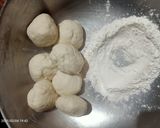 A picture of step 5 of Tandoori paneer tikka grilled tortilla wrap.
