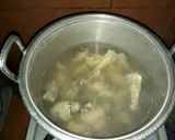 Foto langkah ke 1 dari resep Sup Ayam Kampung.