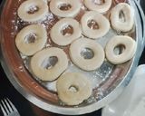 A picture of step 3 of Donuts.