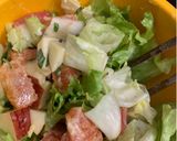Hình bước làm 2 của món 🥗 Salad rau quả 🍅🍊🍎 🥗