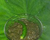 A picture of step 2 of Arabi leaves ki saag.
