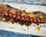 Foto del paso 4 de la receta: Pulpo trufado a la plancha con sriracha