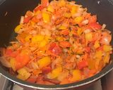 A picture of step 3 of White chicken chili.