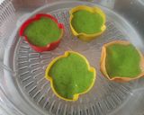 A picture of step 3 of Spinach dhokla.
