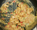 Foto langkah ke 7 dari resep Ayam Goreng Telur Kuning Asin (salted-egg yolk chicken).