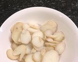 Foto del paso 1 de la receta: Tortilla de papas 🥔 con papas Cocidas no fritas !