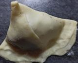 A picture of step 4 of Aloo ka SAMOSA.