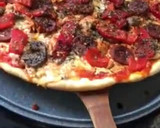 Foto del paso 5 de la receta: Pizza de chorizo, atún y morrones en horno grill para pizza Cecotec