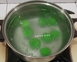 Foto langkah ke 5 dari resep Klepon Pandan.