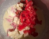 Une image de l'étape 2 de Cake tomate, jambon, chorizo et raclette.