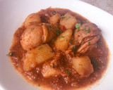 Foto del paso 10 de la receta: Muslitos de pollo en salsa con patatas