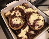 Une image de l'étape 10 de Aubergine farcie chair à saucisse,carottes violettes et burrata.
