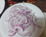 Foto del paso 2 de la receta: Ensalada mixta de col y cogollo con langostinos, palitos de cangrejo, piña y salsa rosa
