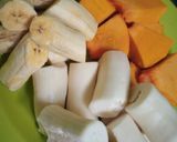 Foto langkah ke 1 dari resep Menu Takjil Kolak Singkong Pisang dan Labu.