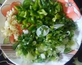 A picture of step 1 of Vegetable fried rice (omurice).