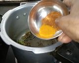 A picture of step 1 of Garlic Egg Curry.