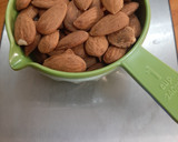 Foto del paso 1 de la receta: "Leche" (bebida) de almendras