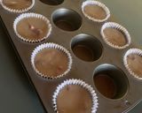 Foto del paso 5 de la receta: Cupcakes con frutillas
