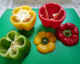 Foto del paso 4 de la receta: Pimientos tricolor rellenos con setas y queso!!!