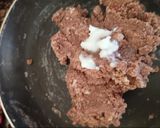 A picture of step 2 of Ragi Roti.