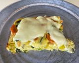 Foto del paso 5 de la receta: Tortilla al horno de zapallitos, zanahoria 🥕 y queso 🧀