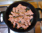 Foto del paso 1 de la receta: Calabacines rellenos de carne 😋