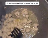 Une image de l'étape 2 de Pâtes à la crème de burrata aux tomates et saucisses.