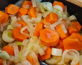 Foto del paso 6 de la receta: Enrollado de pollo en salsa de zanahorias y miel