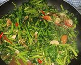 Foto langkah ke 3 dari resep Kangkung Saus Tiram.