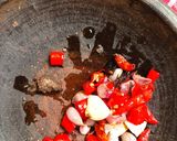 Foto langkah ke 2 dari resep Ayam Suwir Sambal Mangga.