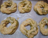 Foto langkah ke 9 dari resep Matcha Streusel Bread.