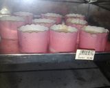 Foto langkah ke 7 dari resep cup cake hongkong dgn bahan yg seadanya.