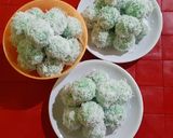 Foto langkah ke 5 dari resep Klepon lembut tanpa kapur sirih.