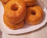 Foto del paso 5 de la receta Roscas de hojaldre glaseada con crema de yema
