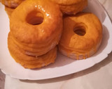 Foto del paso 5 de la receta: Roscas de hojaldre glaseada con crema de yema