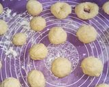 Foto langkah ke 5 dari resep Donat ala jco lembut simple tanpa ulen "LC".