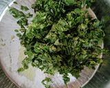 લીલુ લસણ અને મેથીની ભાજી ના ઢેબરા (Lilu Lasan Methi Bhaji Dhebra Recipe In Gujarati) રેસીપી સ્ટેપ1ફોટો