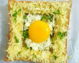 Foto langkah ke 2 dari resep Roti Tawar panggang telur keju buat sarapan atau bekal.
