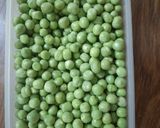 A picture of step 1 of Green Peas Paratha.