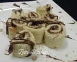 A picture of step 3 of Nutella Pinwheels.