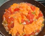 Foto langkah ke 6 dari resep Tumis Telur Tomat.