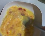 Foto langkah ke 2 dari resep Telur Dadar Pedas.