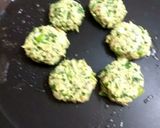 A picture of step 3 of Oats Tikki.