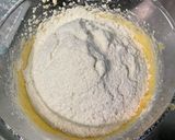 Une image de l'étape 9 de Cake aux prunes d'ente et vanille.