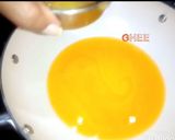 A picture of step 1 of Besan Ladoo.