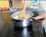Foto del paso 2 de la receta: Buñuelos esponjosos de bacalao