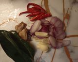 Foto langkah ke 2 dari resep Sayur Bening Bayam Oyong.