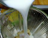 A picture of step 2 of Banana almond (milkshake) 🍻.