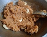 A picture of step 4 of Makhandi halwa.
