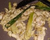 Foto langkah ke 3 dari resep Nasi Pepes Ayam Jamur.